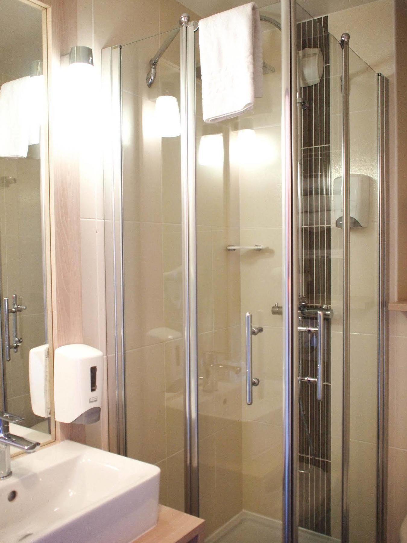 Hotel Inn Design Resto Novo Challans Bagian luar foto